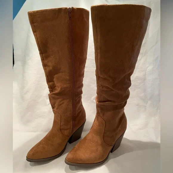 Knee High Faux Suede Chunky Heel Boots - Picture 3 of 9